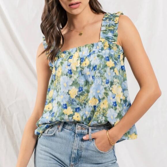 NWT Ruched Strap Floral Top Size Medium - Picture 4 of 4